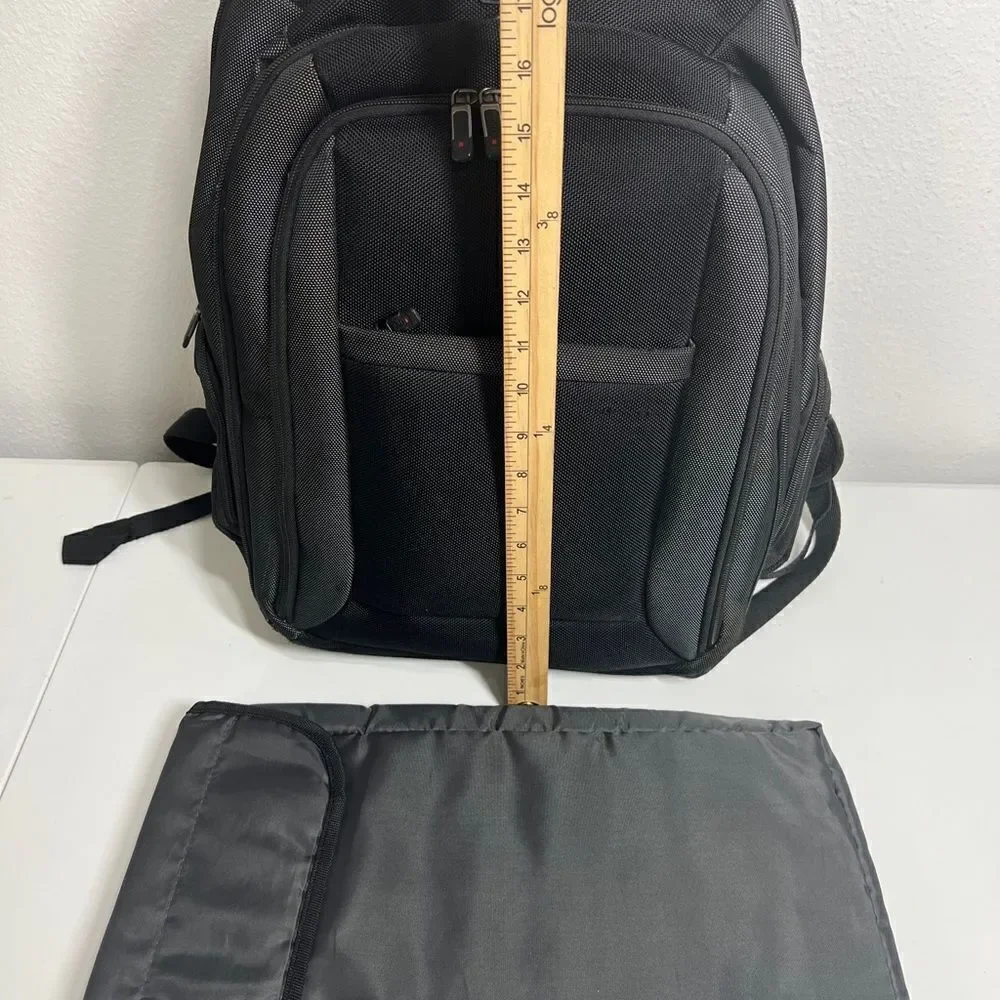 Solo Metropolitan 17